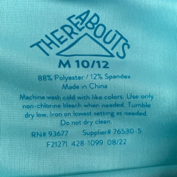 ThereAbouts Kids Swim Shirt - Blue M 10/12
Surf’s up - Picture 3 of 4